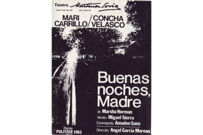 Alguno de los carteles que anuncian obras que dirigió Ángel García Moreno. DL