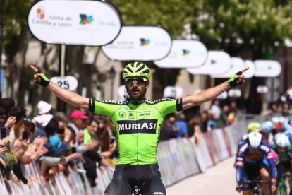 El ciclista navarro Enrique Sanz, del equipo Euskadi-Murias,