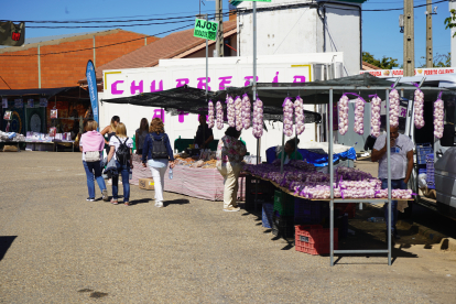 Feria del pimiento de Fresno de la Vega. J. NOTARIO