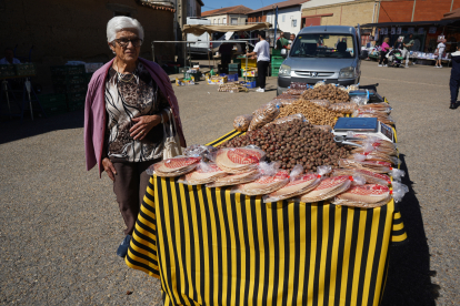 Feria del pimiento de Fresno de la Vega. J. NOTARIO