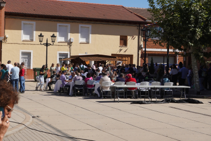 Feria del pimiento de Fresno de la Vega. J. NOTARIO