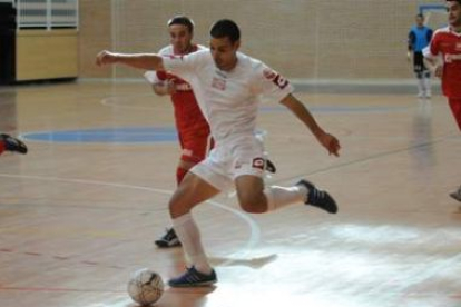 Sergio Piñeiro volverá a ser uno de los jugadores importantes en el equipo leonés frente al conjunto