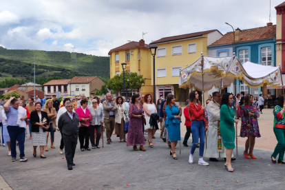 La Robla celebra su  Corpus Christi. DL