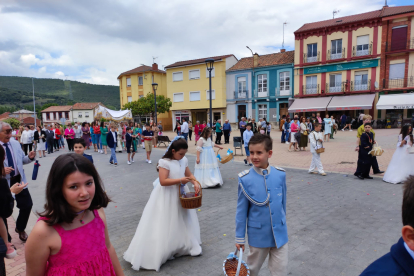 La Robla celebra su  Corpus Christi. DL