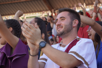 Astorga se viste de togas y pieles para celebrar su tercer día de astures y romanos. JONATHAN NOTARIO