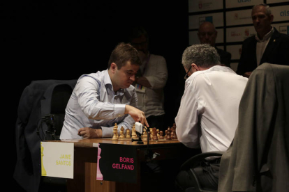 Final del magistral de ajedrez, Jaime Santos contra Boris Gelfand. F. Otero Perandones.