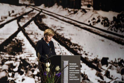 Angela Merkel en los actos del 70 aniversario de la liberación de los presos de Auschwitz.