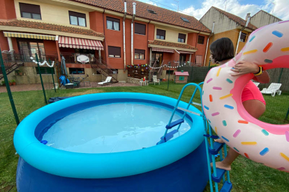 La venta de piscinas portátiles ha sufrido una auténtica avalancha en León.
