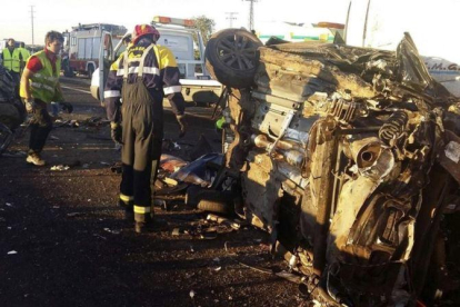 Accidente de trafico multiple ocurrido el 18 de agosto, en el que se vieron implicados 15 vehículos y tres camiones en la A-4 a su paso por Manzanares (Ciudad Real).