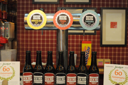 Isamar y Brew Indie unen fuerzas para celebrar los 60 años de la empresa de catering y el primero de esta cervecera artesana 100% leonesa.