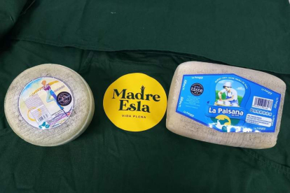 Los dos quesos premiados de Madre Esla: BuenGuzmán y La Paisana del Esla. DL