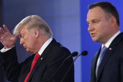 Trump, con su homólogo polaco, Duda, durante la rueda de prensa.