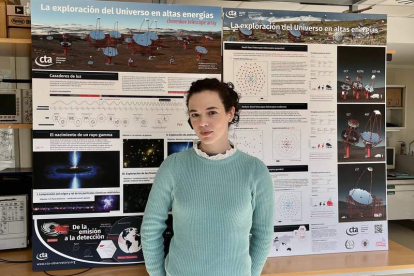 Nuria Álvarez, en el departamento de Estructuras de la Materia Física, Térmica y Electrónica. DL