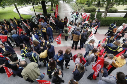 Imagen de una manifestación de trabajadores públicos para exigir subidas salariales. RAMIRO