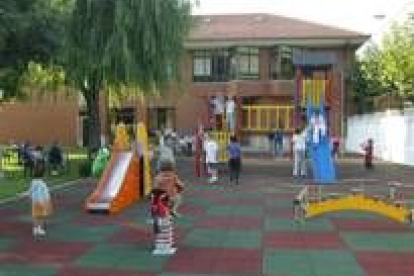 Numerosos niños han participado en las actividades que La Venatoria ha organizado durante estos días