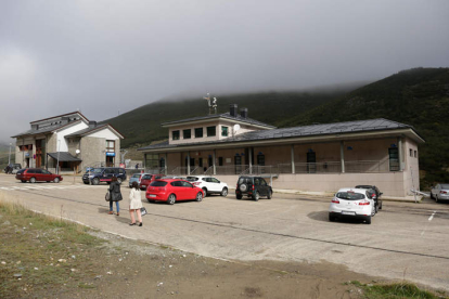 Instalaciones centrales de la estación de esquí Valle de Laciana-Leitariegos. SECUNDINO PÉREZ