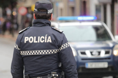 La Policía Municipal de Ponferrada fue la encargada de la detención. DL