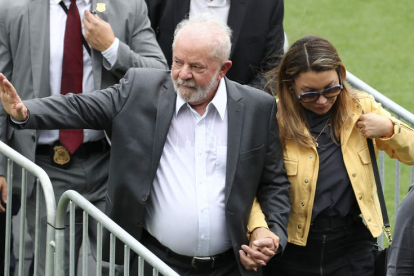 Lula da Silva con su mujer. SEBASTIAO MOREIRA
