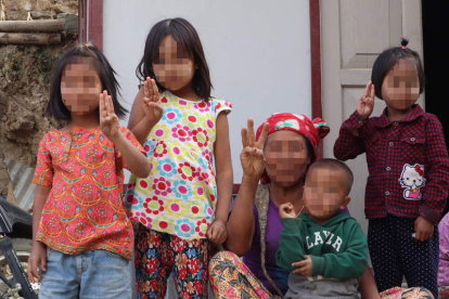 Imagen de un grupo de niños pidiendo la paz en Birmania. SANGZUALA HMAR