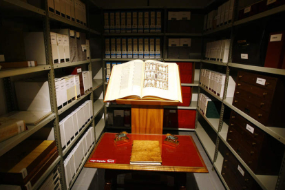 El archivo descansa actualmente en una cámara acorazada del Centro de Documentación de la Caja.