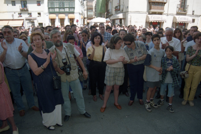 Miles de leoneses se manifiestan a favor de la libertad de Miguel Ángel Blanco.