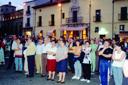 Una multitud se echó esos días a las calles de León.