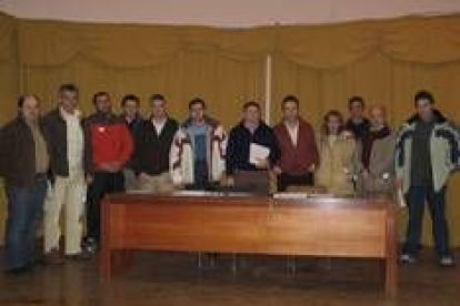 Miembros de la nueva asociación agroalimentaria comarca de Cistierna, la segunda de la provincia
