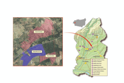 Mapa de la planta solar y su ubicación en el entorno de varias bodegas, en el corazón vitivinícola del Bierzo. PABLO SANTAMARTA