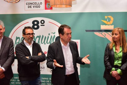 El alcalde de Vigo, Abel Caballero, durante la presentación del Concurso de Tapas Petisquiño. DL