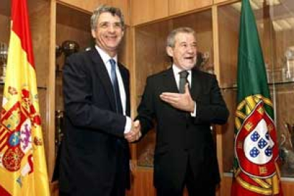 Los presidentes de las federaciones portuguesa y española de fútbol.