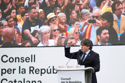 El expresidente de la Generalitat Carles Puigdemont, durante el acto político en Perpiñán.