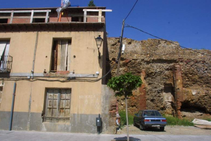 La muralla donde se quería edificar en Ruiz de Salazar. NORBERTO