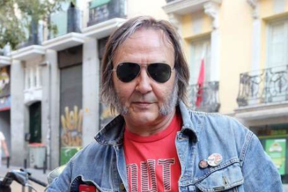 El cantante de Desperados y periodista musical Fernando Martín. RAQUEL P. VIECO