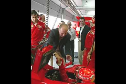 Michael Schumacher (Ferrari) logró en Bahrein su 58ª pole position desde que debutara en Fórmula 1 en 1991. El Rey, que se trasladó al nuevo circuito para apoyar a Fernando Alonso, saludó al ganador.