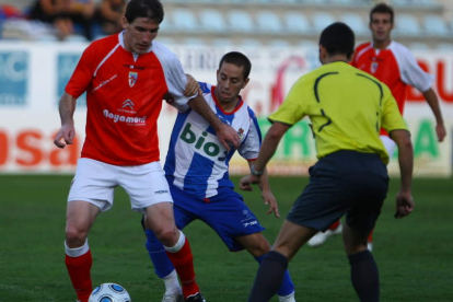 José Zamora puso el punto y final a su actuación con la Deportiva en Guijuelo.