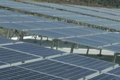Paneles solares instalados en Bembibre, en una imagen de archivo