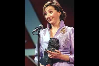 Los tres ecundarios gallegos resultaron premiados. Mabel Rivera, que interpretó a Manuela, la cuñada de Sampedro dedicó la estatuilla al audiovisual gallego.