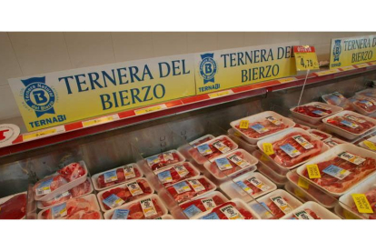 Lineal de carne de calidad de la marca Ternera Natural del Bierzo, Ternabi, que sigue disfrutando de una alta demanda del consumidor. L. DE LA MATA