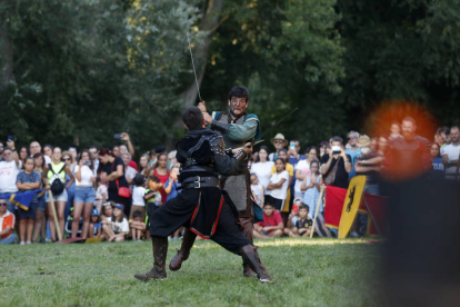 A las 20:00 se celebró el torneo medieval.  FERNANDO OTERO PERANDONES