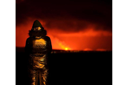 Imagen de la erupción volcánica al norte de Grindavík (Islandia). ICELANDIC COAST GUARD / HANDOUT