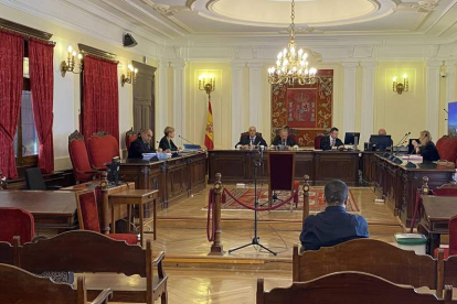 El acusado, al inicio de la vista. MÁZ