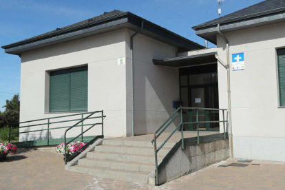 El consultorio de San Andrés de Montejos forma parte del edificio del centro cívico. L. DE LA MATA