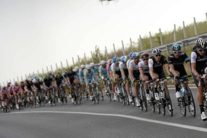 El pelotón del Giro 2014, donde Caruso tomó la salida.