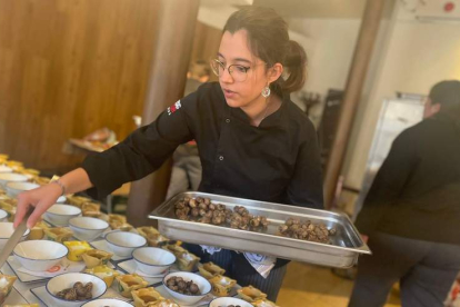 La gastronomía unió a Lleida con León en un espacio gastronómico. DL