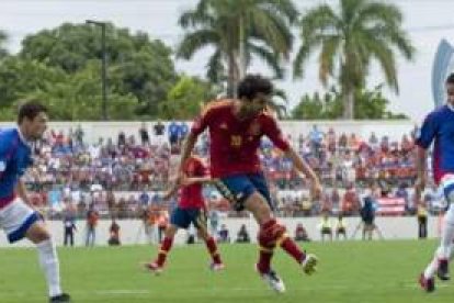 España vence a Puerto Rico (2-1)