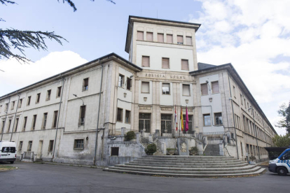 Fachada del CHF. FERNANDO OTERO