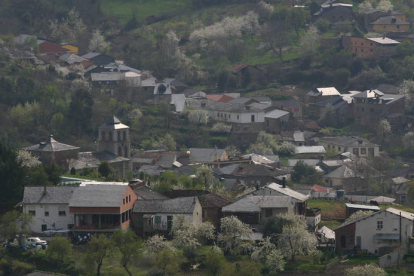 Vista panorámica de la localidad de Salas de los Barrios, la más extensa y poblada de las tres villas que integran el conjunto