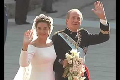 La Infanta Doña Cristina se casaba en Barcelona el 4 de octubre de 1997 con Iñaki Urdangarín, ex jugador de balonmano y la catedral de Barcelona como marco.