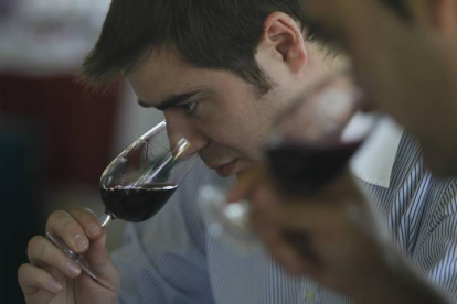 El campus berciano incorpora el mundo del vino a su oferta académica
