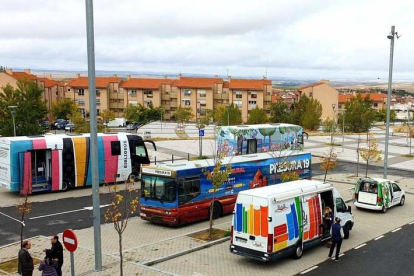 Segovia acogió este fin de semana el congreso nacional de bibliotecas móviles al que fue la Diputación. DL